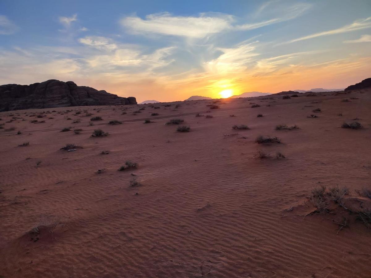 Star Rum Wadi Rum Bagian luar foto